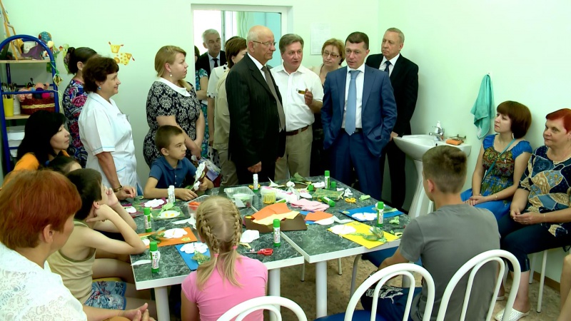 Министр труда и социальной защиты РВ Максим Топилин посетил оренбургский Центр «Русь»
